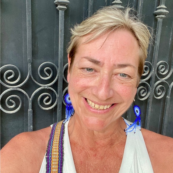 Meet your Posher, Laura - Picture 4 of 4